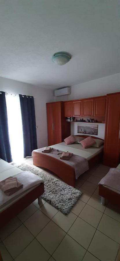 Apartment Narda Baska Voda Ngoại thất bức ảnh