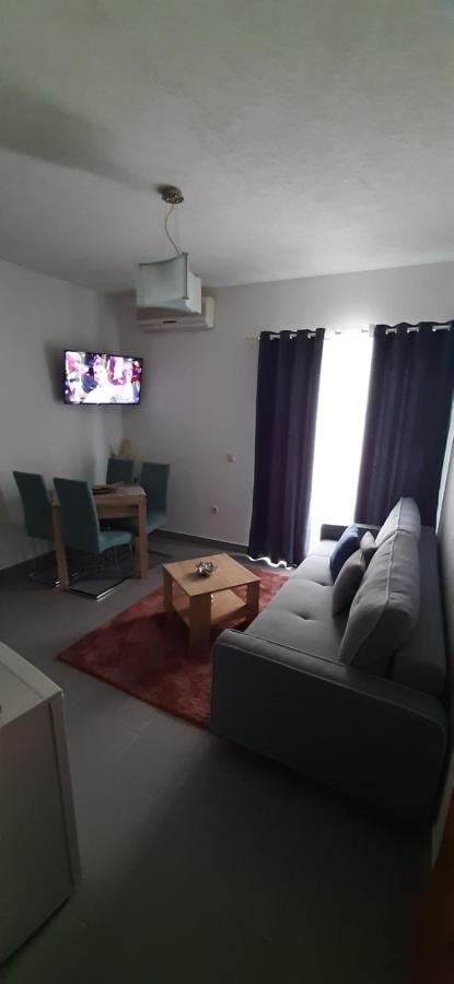Apartment Narda Baska Voda Ngoại thất bức ảnh