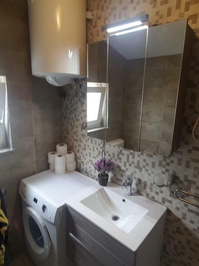 Apartment Narda Baska Voda Ngoại thất bức ảnh