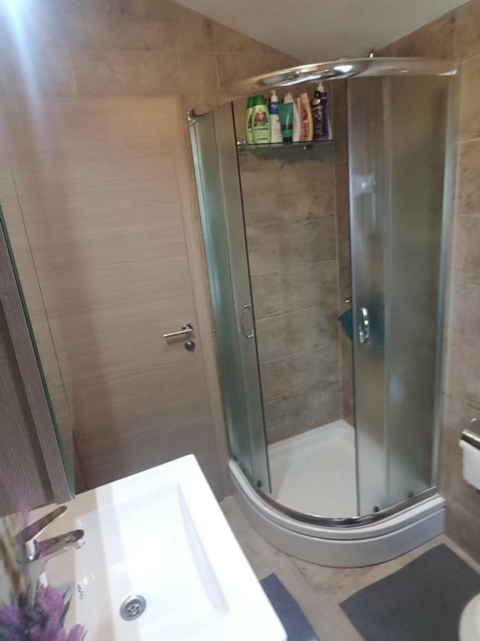 Apartment Narda Baska Voda Ngoại thất bức ảnh